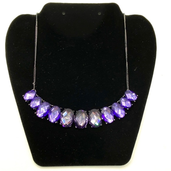 Purple Faceted Cabachons Black Chain Statement Necklace - Picture 5 of 7